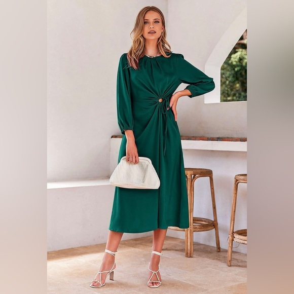 Dresses & Skirts - NWT Cutout Long Sleeve Satin Midi Dress Size Small